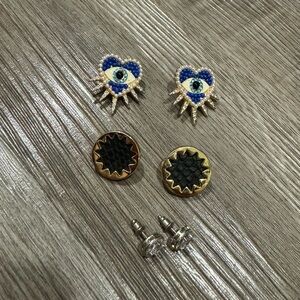*Never Worn* Set of 3 earrings